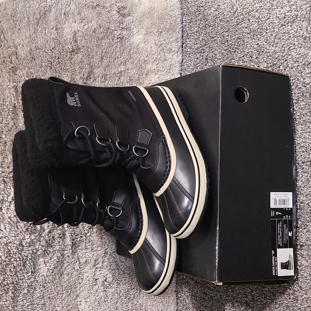 Sorel Womens Winter Carnival Snow/Waterproof boot